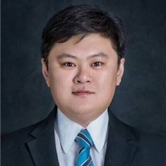 闫云